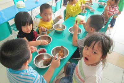 Vui giáng sinh với bạn bè Vui giáng sinh với bạn bè